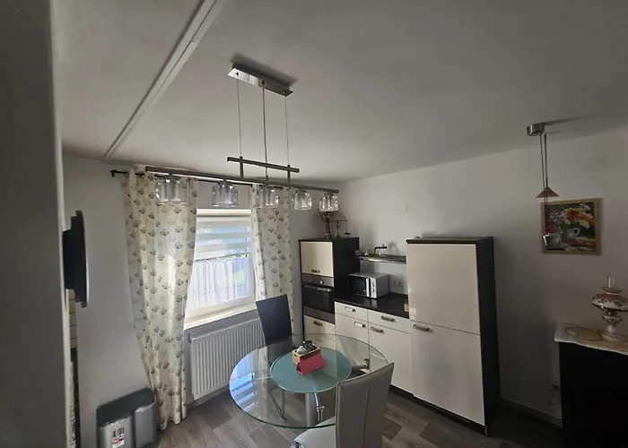 Schoene Vollmoeblierte In - Forstfeld *